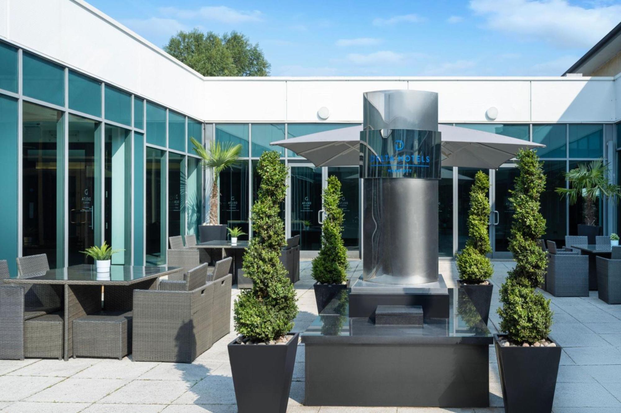 Delta Hotels By Marriott Nottingham Belfry Dış mekan fotoğraf